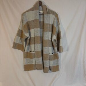 LoveStitch Plaid Open Front Cardigan Size M Neutral Tan Cream Cozy Duster